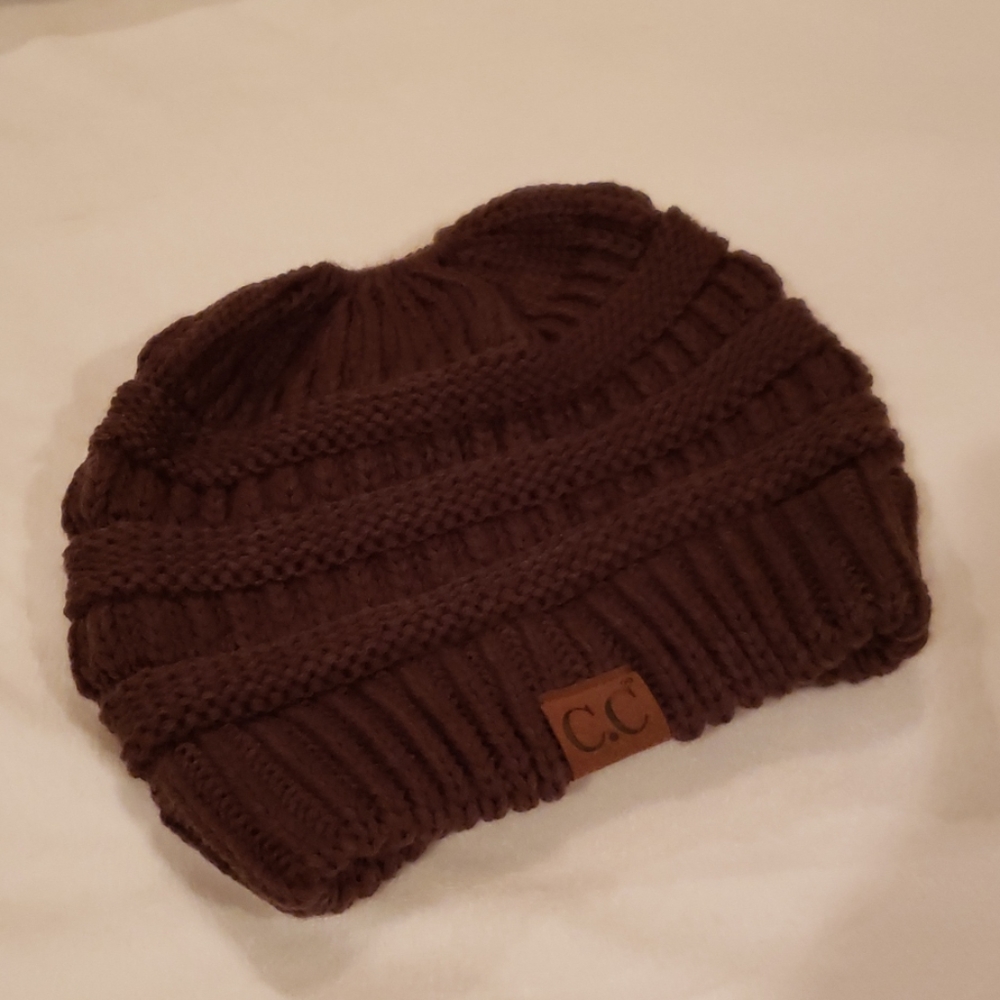 Messy bun beanie